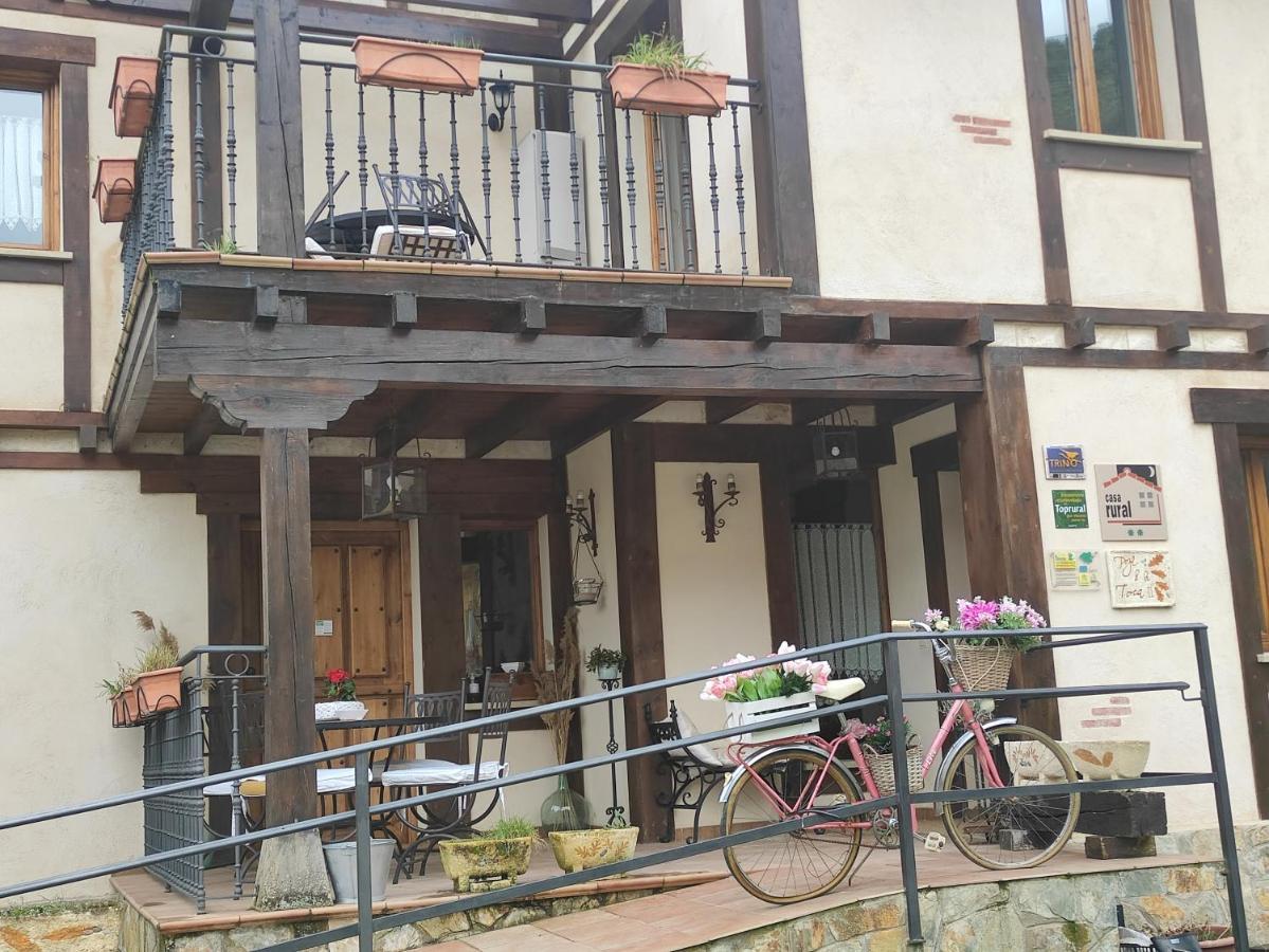 Hotel Rural En Las Cascadas De Tobera Екстер'єр фото