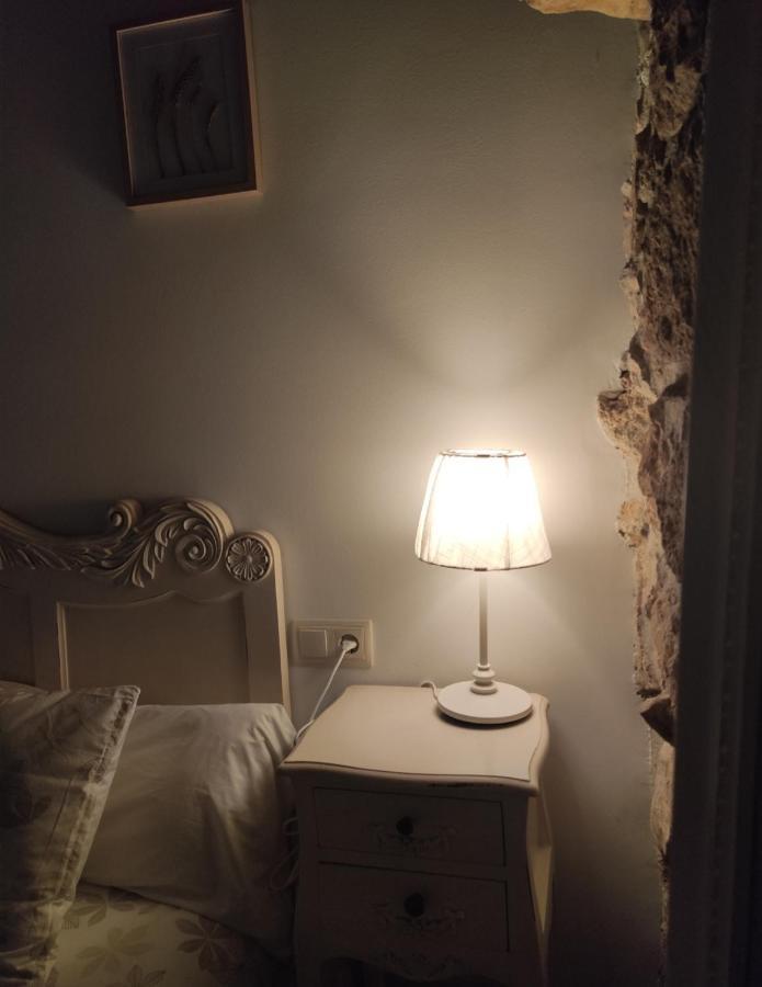 Hotel Rural En Las Cascadas De Tobera Екстер'єр фото