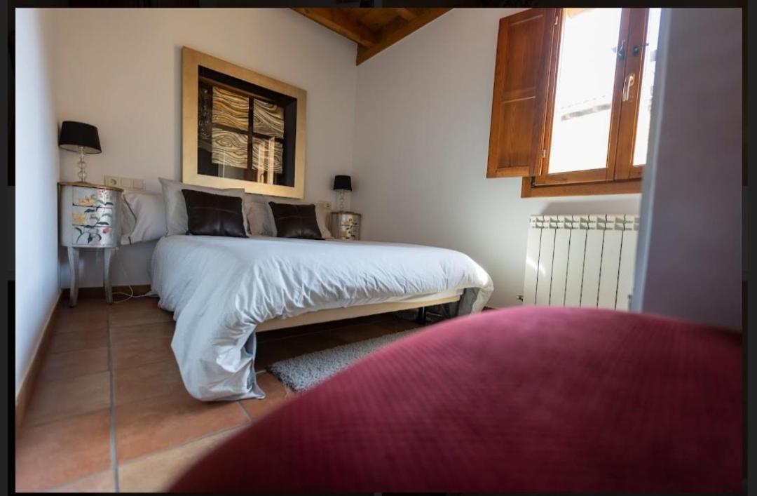 Hotel Rural En Las Cascadas De Tobera Екстер'єр фото